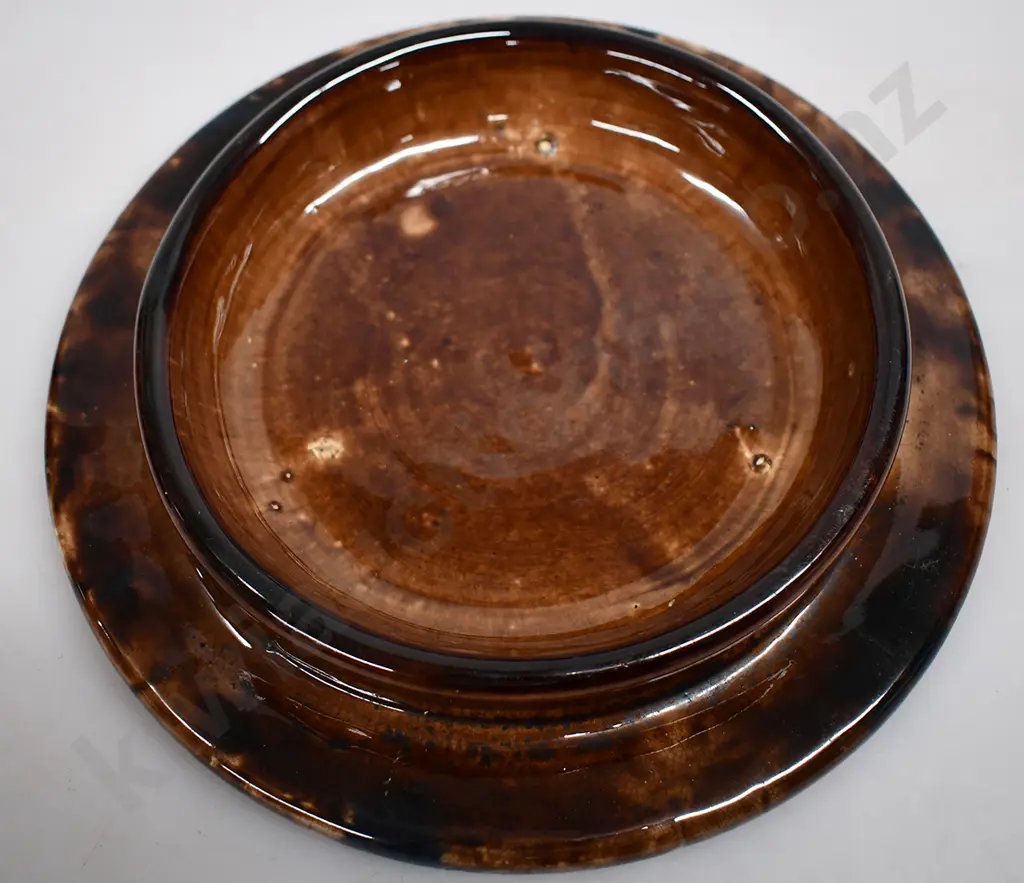 MILTON POTTERY MAJOLICA CHEESE BUTTER DOME & BASE PLATE Image 1++