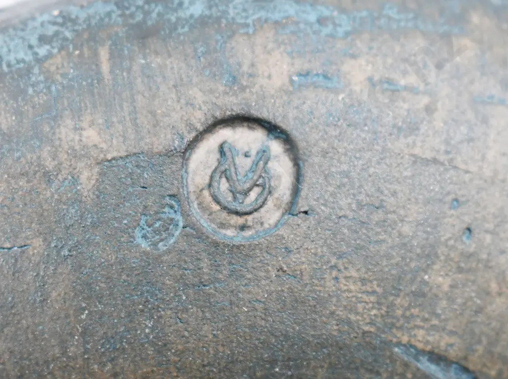 DAME DOREEN BLUMHARDT SQUAT VESSEL/VASE Image 1++