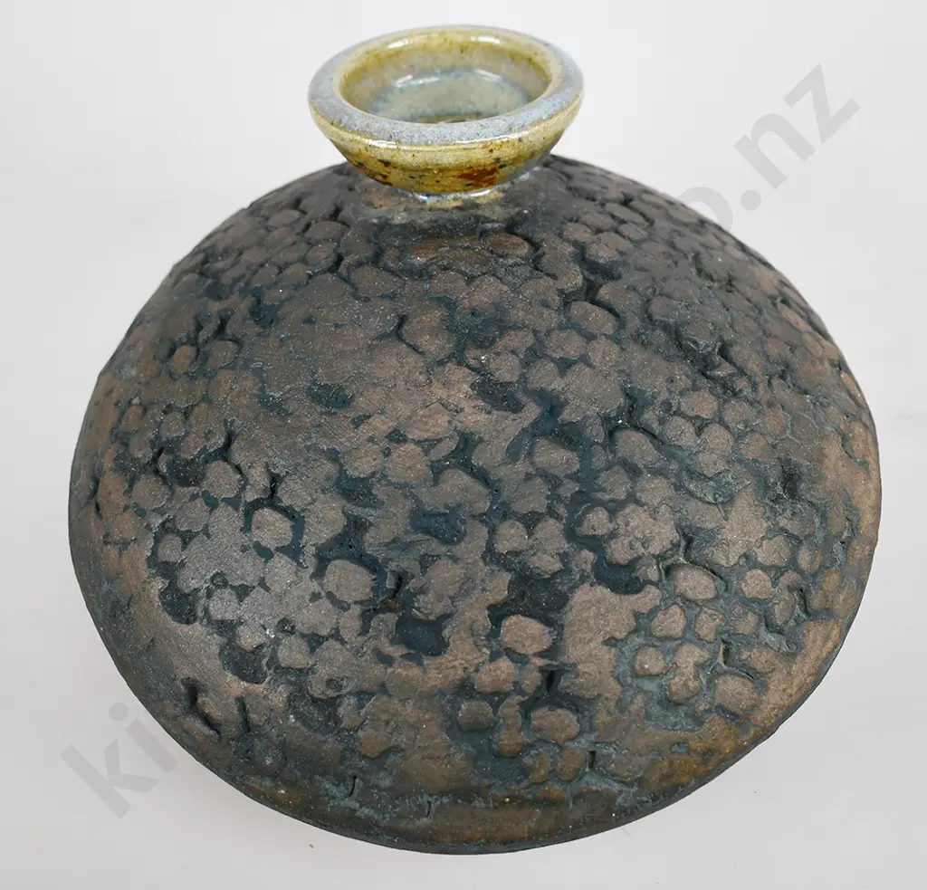 DAME DOREEN BLUMHARDT SQUAT VESSEL/VASE Image 1++