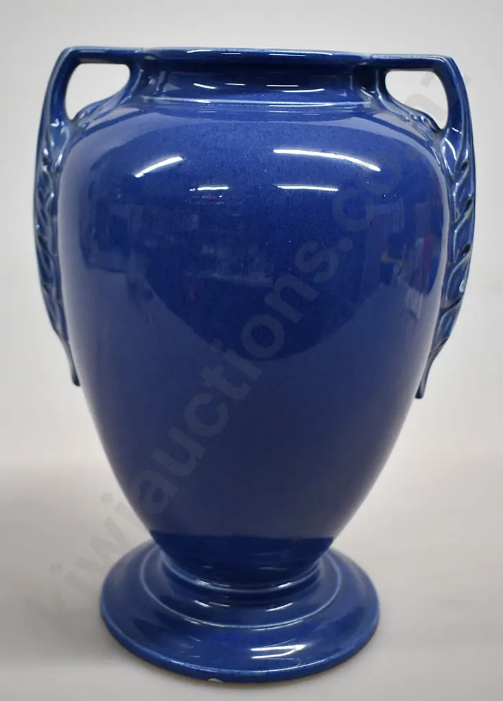 TEMUKA GRECIAN STYLE 2 HANDLED VASE Image 1++