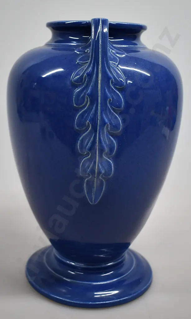 TEMUKA GRECIAN STYLE 2 HANDLED VASE Image 1++