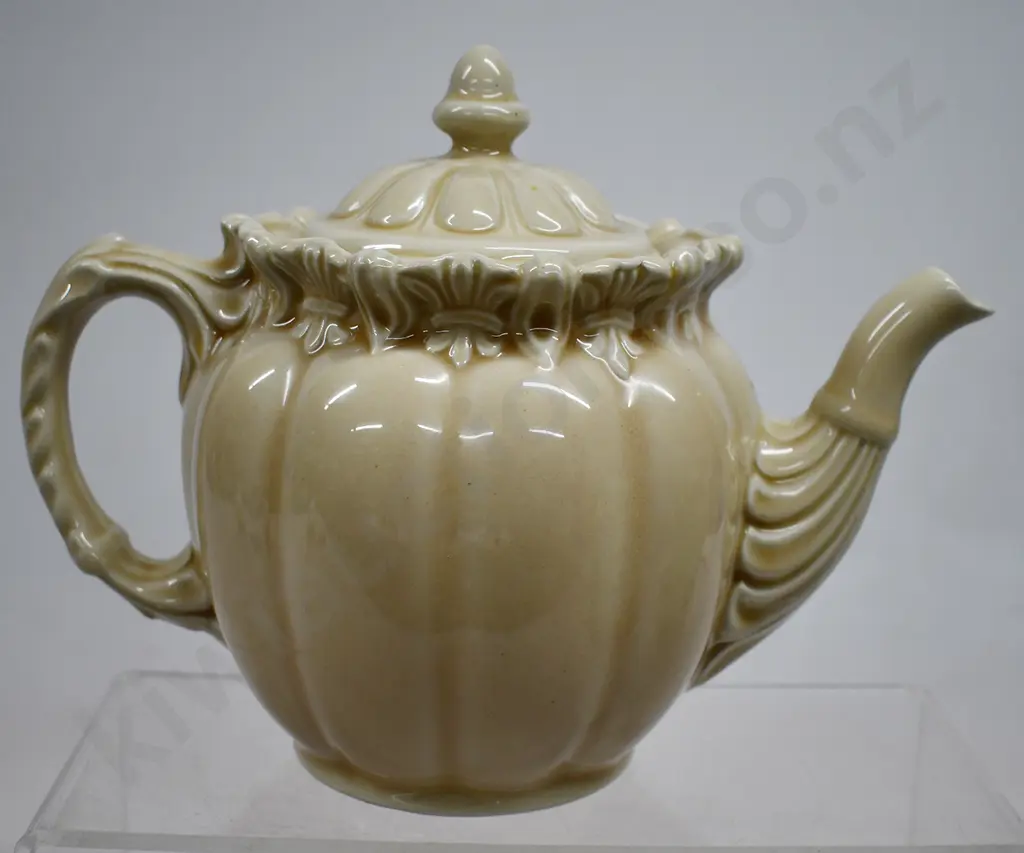 TEMUKA WARE TEAPOT Image 1++