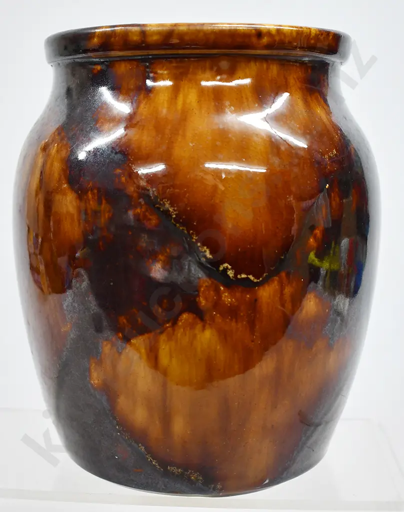 LUKE ADAMS VASE Image 1++