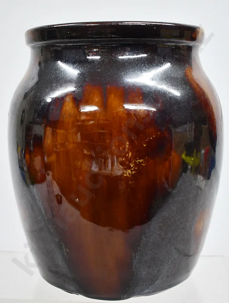 LUKE ADAMS VASE Image 1++