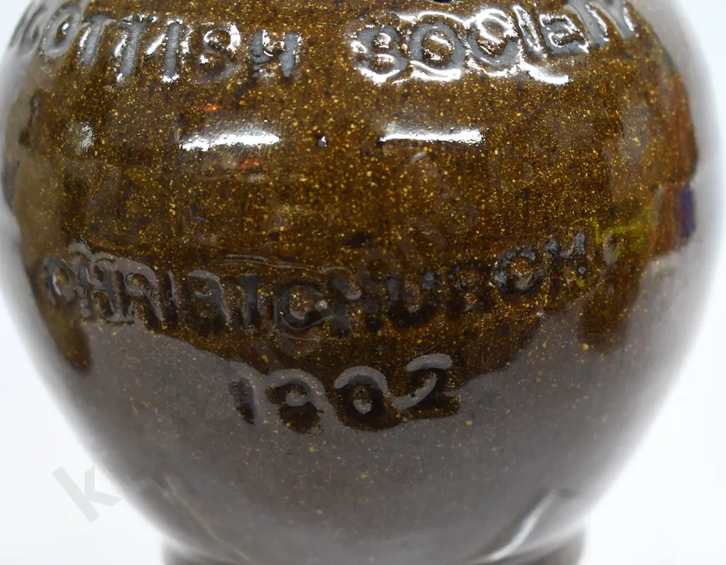 COLONIAL POTTERY MONEY BOX Image 1++