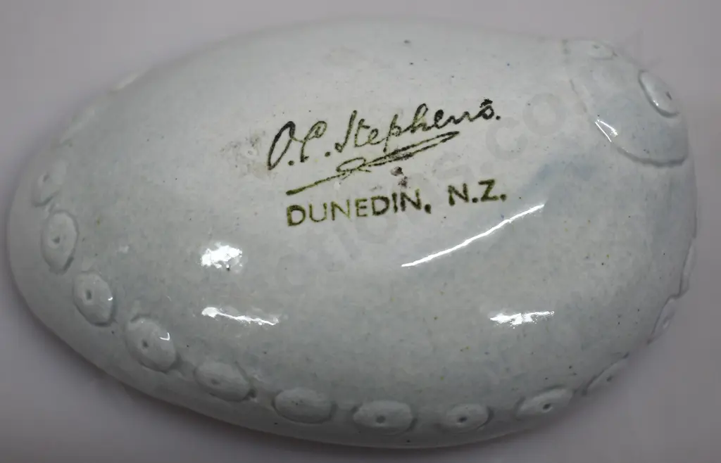 OC STEPHENS DUNEDIN PAUA SHELL DISHES Image 1++