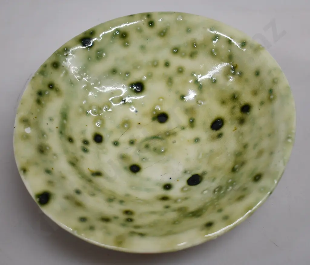 ASSORTED COLONIAL POTTERY PEICES Image 1++