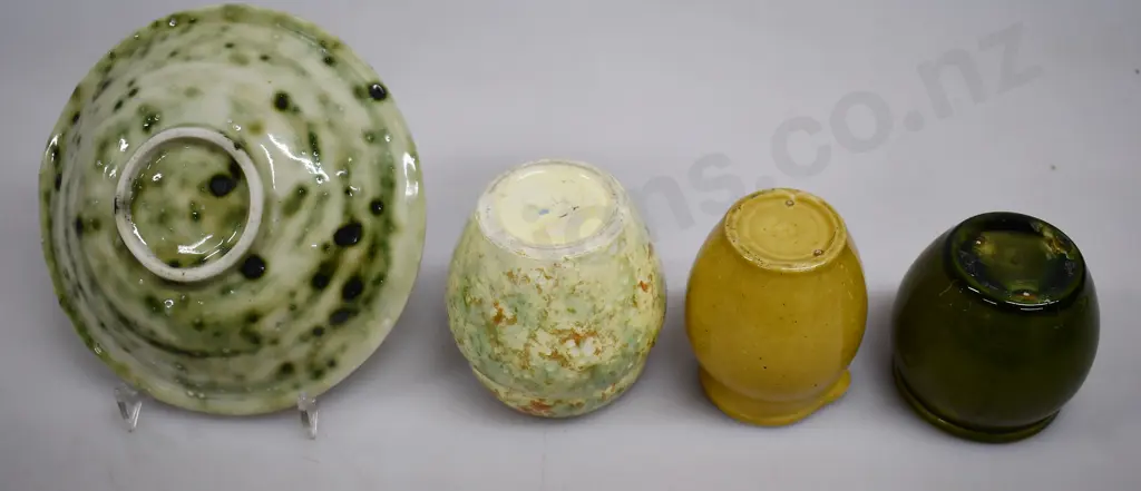 ASSORTED COLONIAL POTTERY PEICES Image 1++