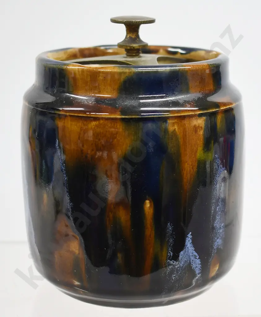MAJOLICA  POTTERY TOBACCO JAR Image 1++