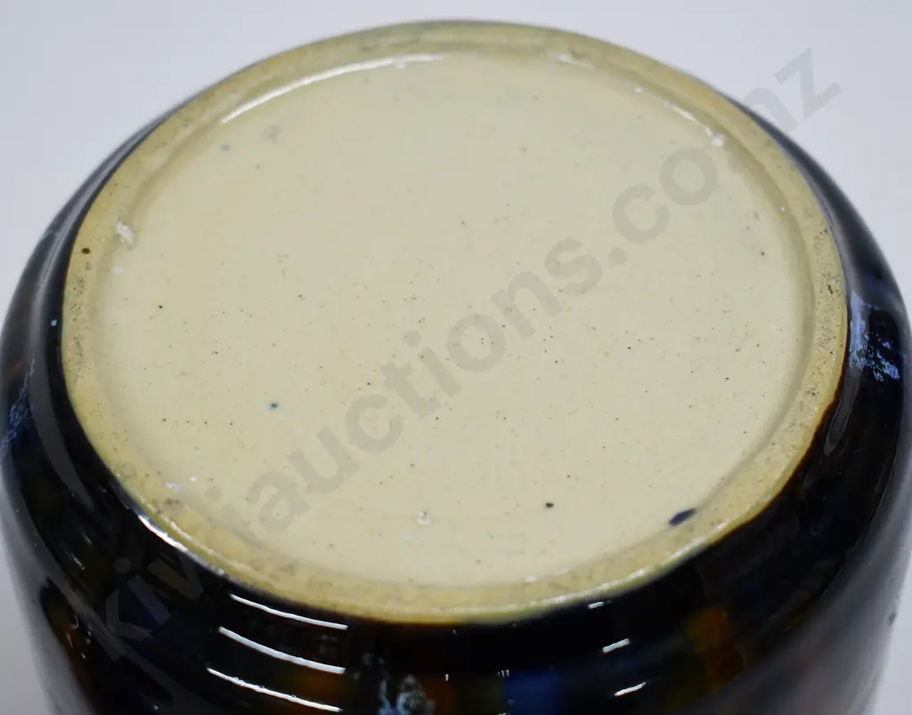 MAJOLICA  POTTERY TOBACCO JAR Image 1++