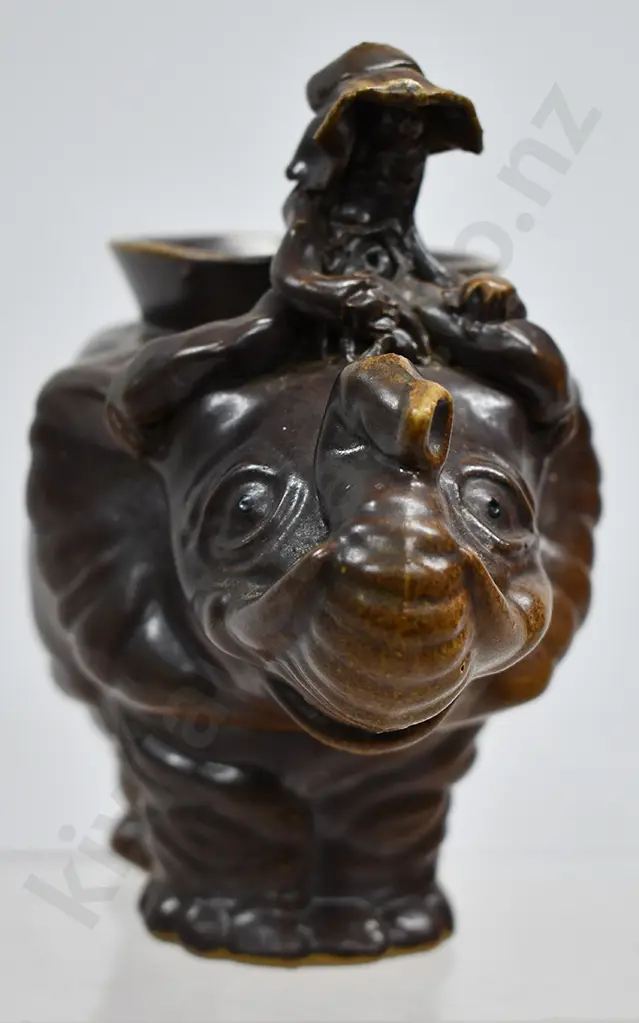 GRUPP SPRING CREEK STUDIO POTTERY ELEPHANT Image 1++