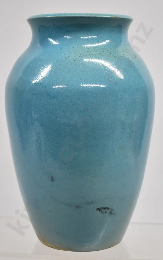 TIMARU POTTERIES VASE Image 1++