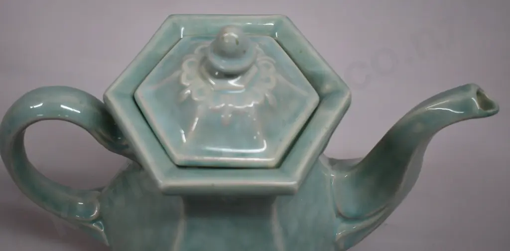 TEMUKA COFFEE POT Image 1++