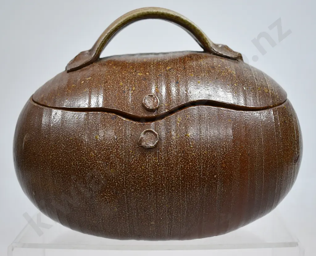 ROYCE MAGLASHEN STONEWARE CHICKEN BRICK Image 1++