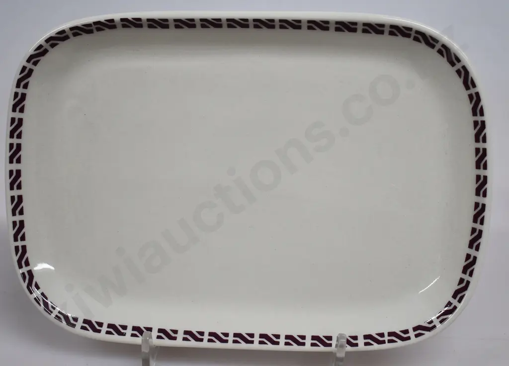 NEW ZEALAND RAILWAY CROWN LYNN CROCKERY Image 1++