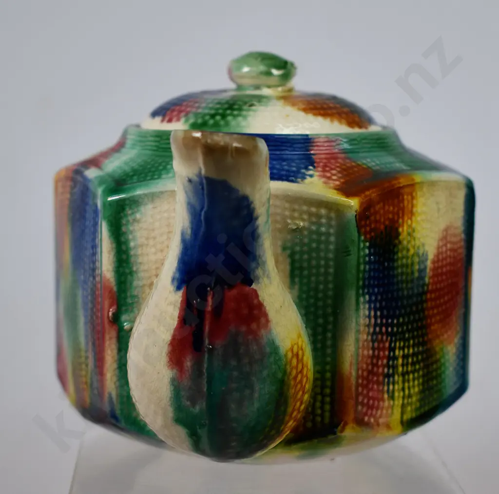 MULTICOLOURED HEXAGONAL SHAPED COLONIAL POTTERY TEAPOT Image 1++