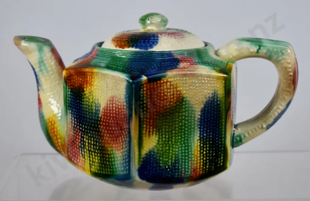 MULTICOLOURED HEXAGONAL SHAPED COLONIAL POTTERY TEAPOT Image 1++