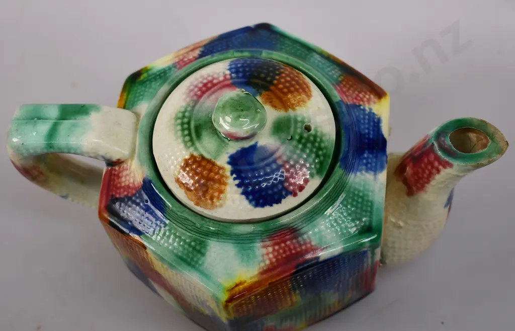MULTICOLOURED HEXAGONAL SHAPED COLONIAL POTTERY TEAPOT Image 1++