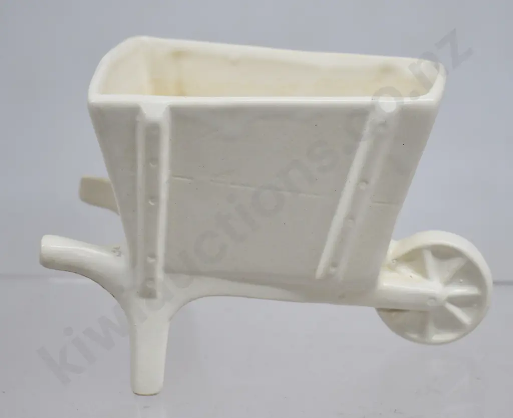 CROWN LYNN WHEELBARROW VASE Image 1++