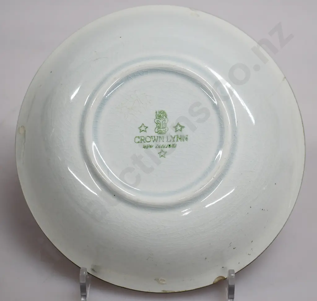 CROWN LYNN HAND WERK CERAMIC BOWL Image 1++