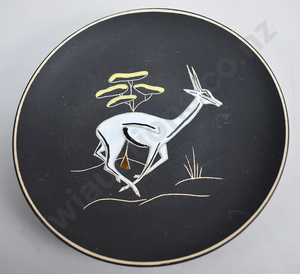 WEST GERMAN POTTERY DECORATIVE WALL PLATES Image 1++