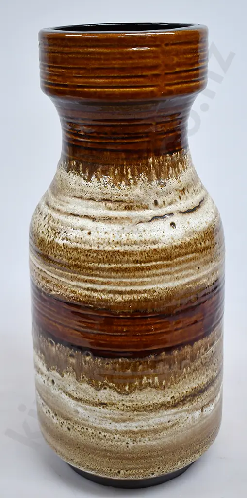 WEST GERMAN POTTERY VASE Image 1++