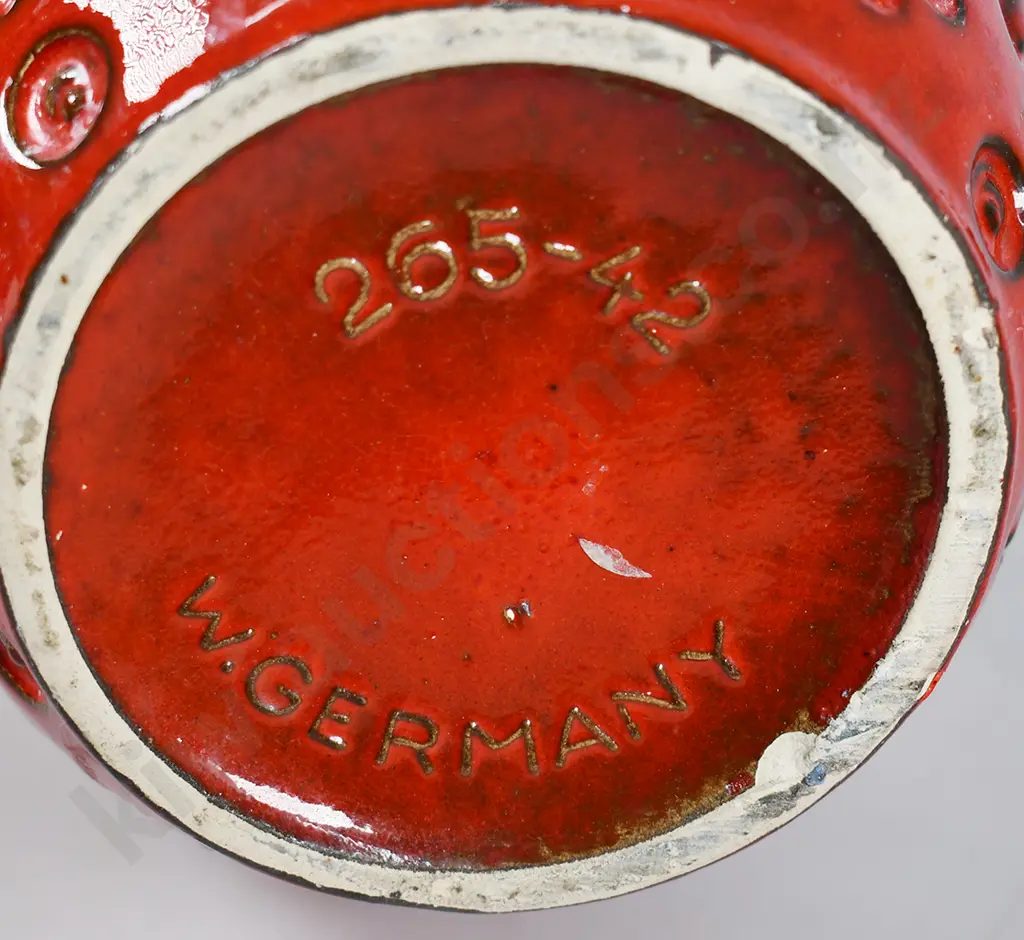 WEST GERMAN POTTERY VASE Image 1++
