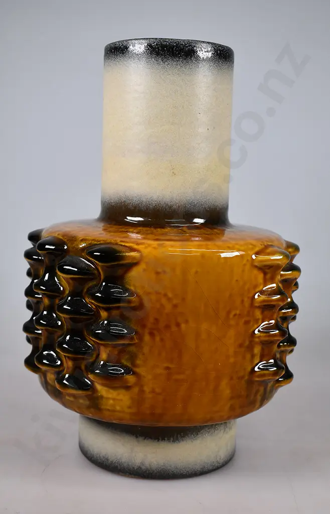 WEST GERMAN POTTERY VASE Image 1++