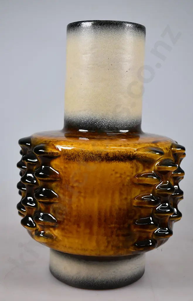 WEST GERMAN POTTERY VASE Image 1++