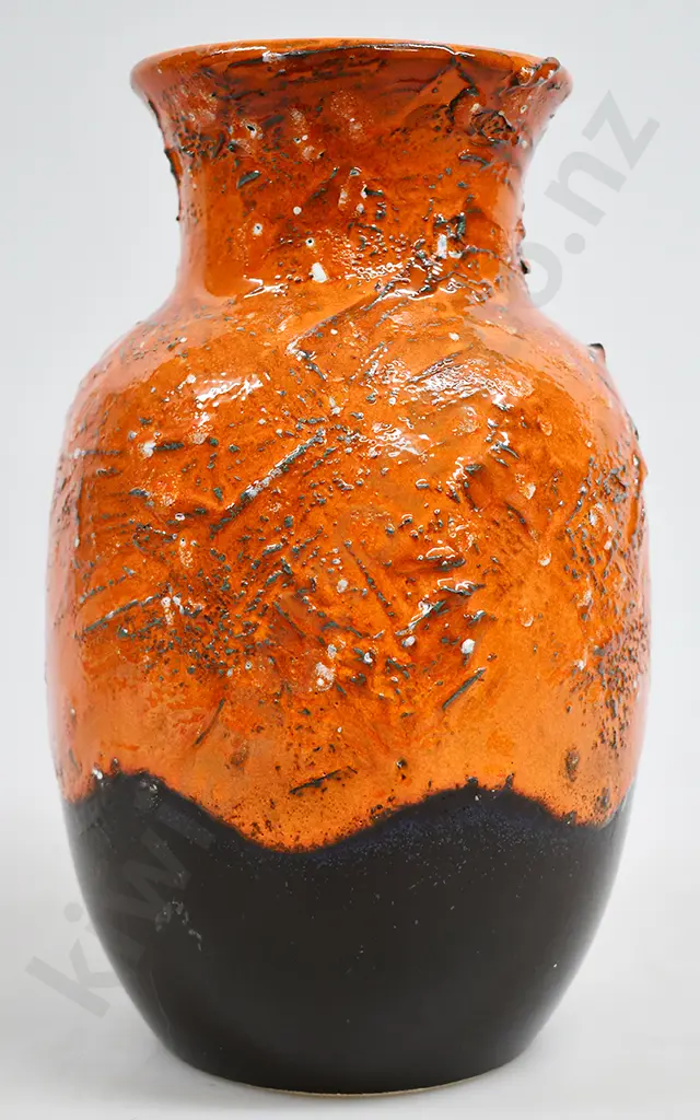 WEST GERMAN POTTERY VASE Image 1++