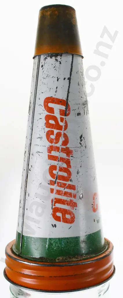 PINT CASTROL OIL BOTTLE Image 1++