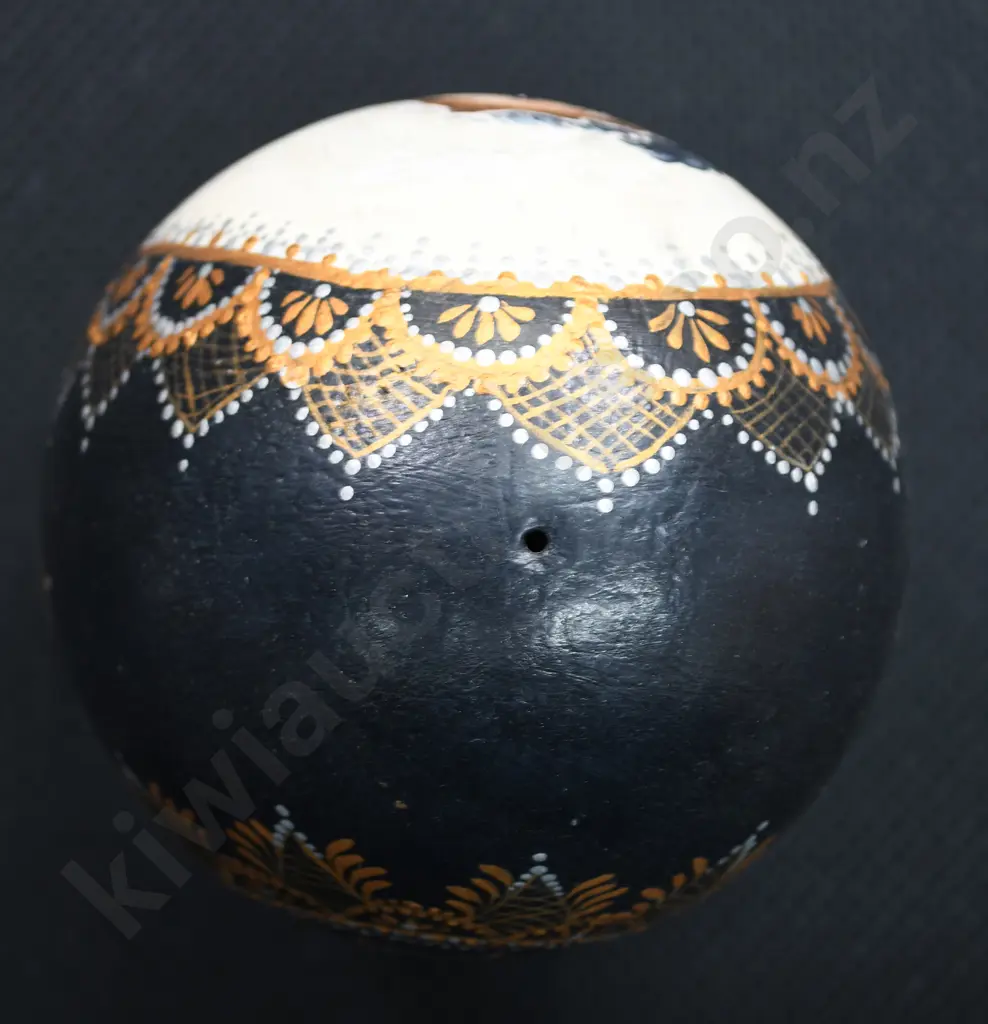 HAND PAINTED EMU EGG - 1906 Image 1++