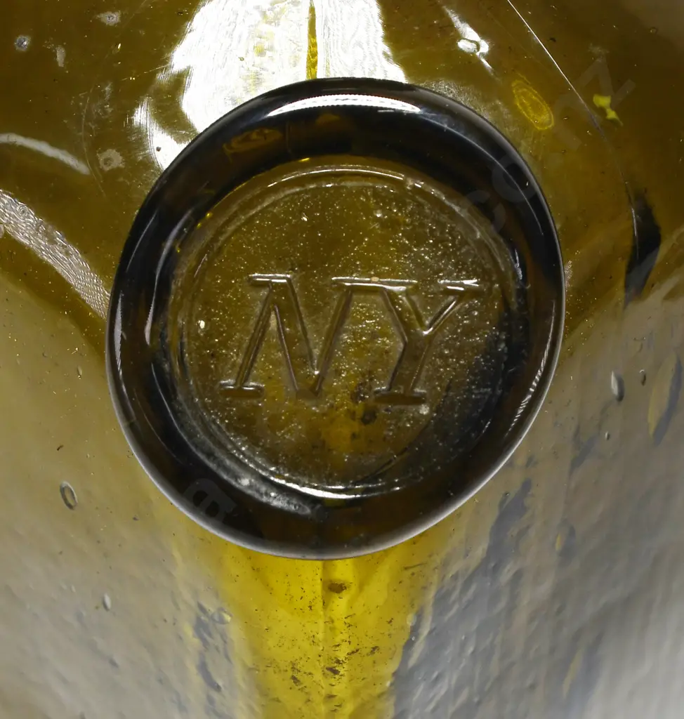 NY SEALED GIN Image 1++