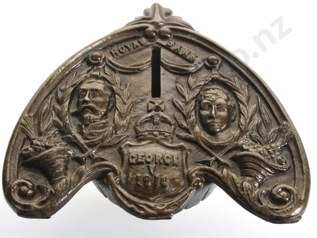 GEORGE V 1910 CAST METAL COIN BANK Image 1++