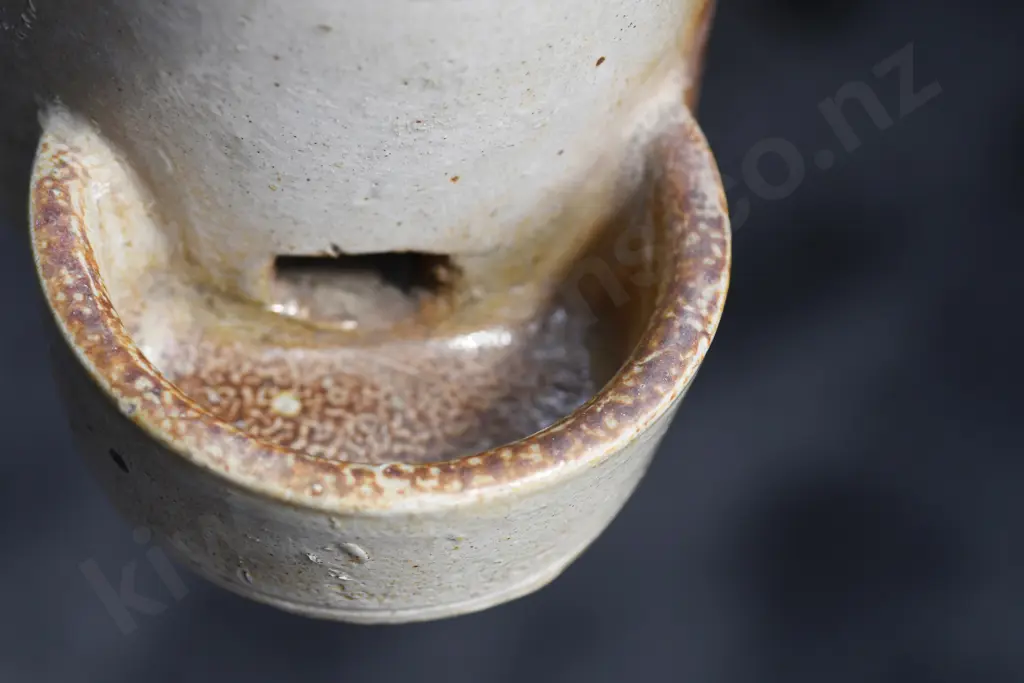 LAMBERT POTTERY BIRD FEEDER Image 1++