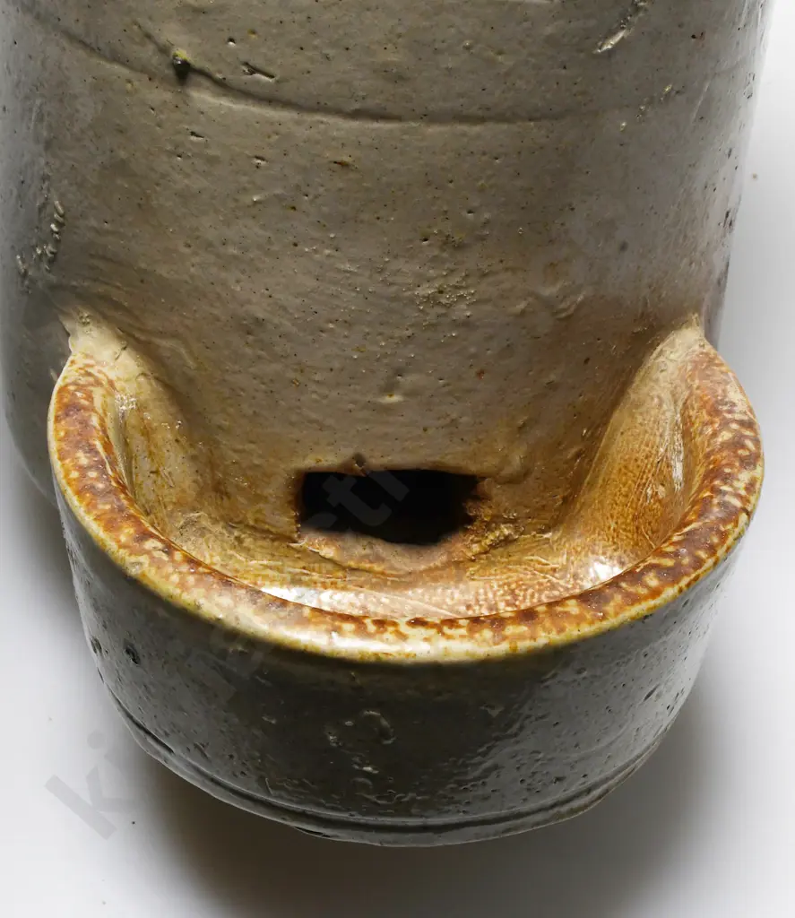 LAMBERT POTTERY BIRD FEEDER Image 1++