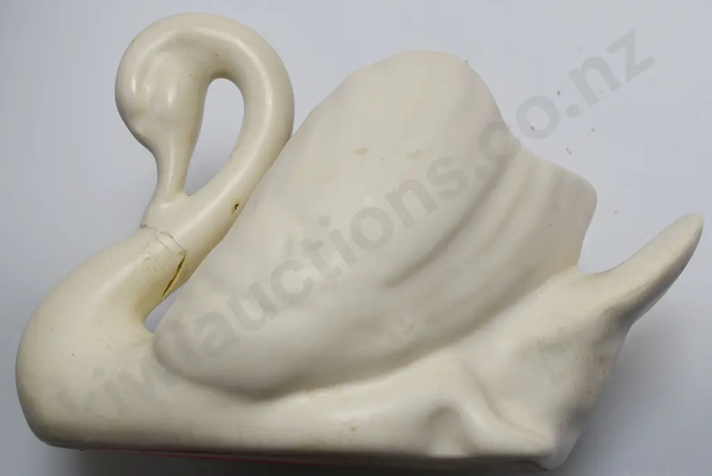 CROWN LYNN SWANS Image 1++