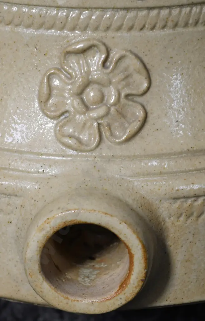 LIPSCOMBE WATER FILTER Image 1++