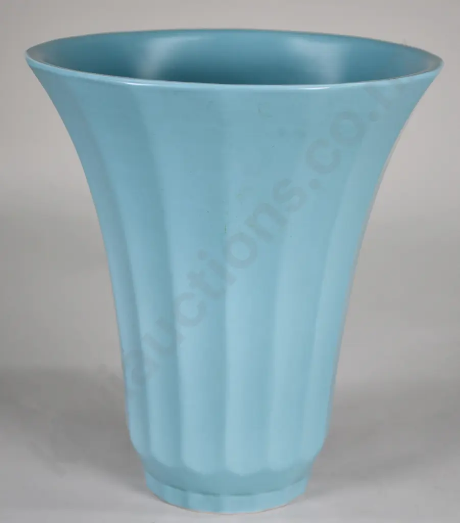 KEITH MURRAY WEDGEWOOD VASE Image 1++