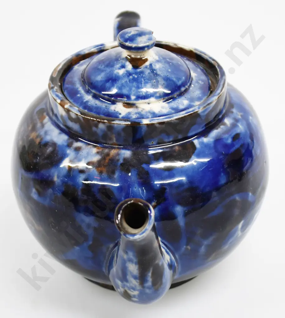 AMALGAMATED POTTERIES TEAPOT Image 1++