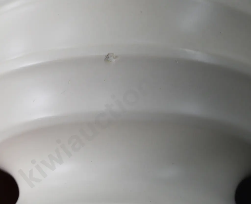 CROWN LYNN VASE Image 1++