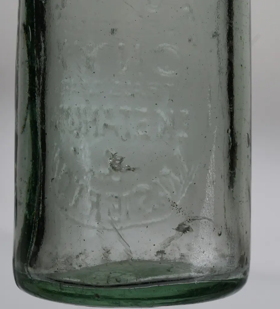 DENNE EKETAHUNA & MASTERTON CROWN TOP Image 1++