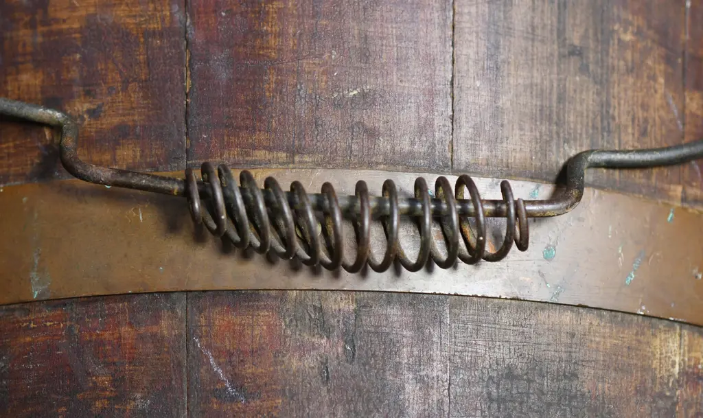 WOODEN MILK PAIL Image 1++