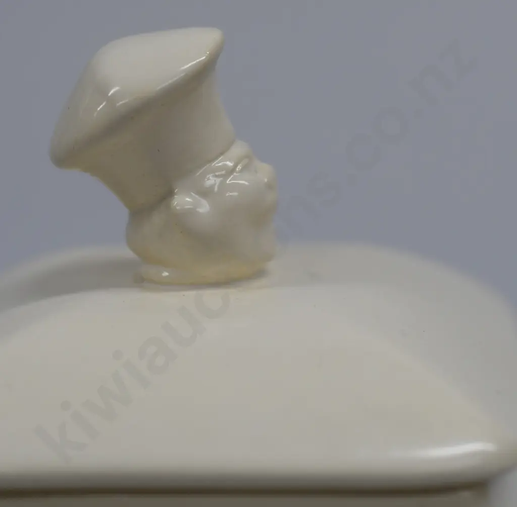 CROWN LYNN BAKER Image 1++