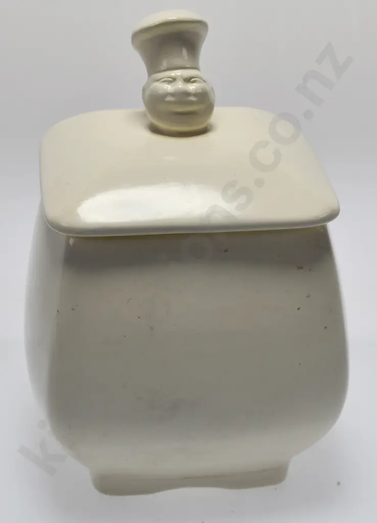 CROWN LYNN BAKER Image 1++