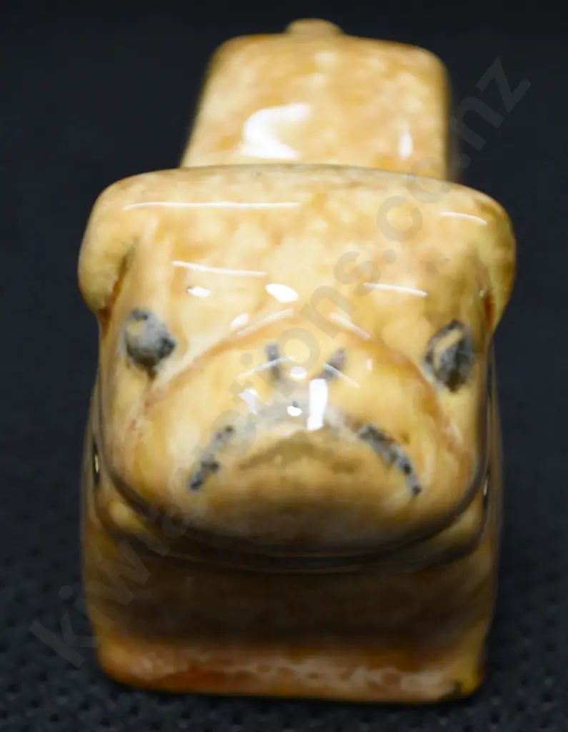 CROWN LYNN BULLDOG Image 1++