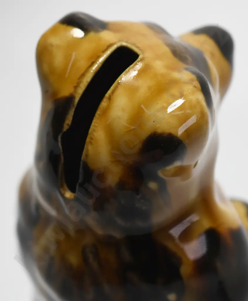 BENHAR BEAR MONEY BOX Image 1++