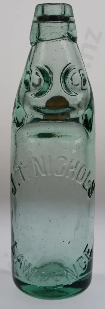 NICHOLS LAWRENCE AMBER CODD Image 1++