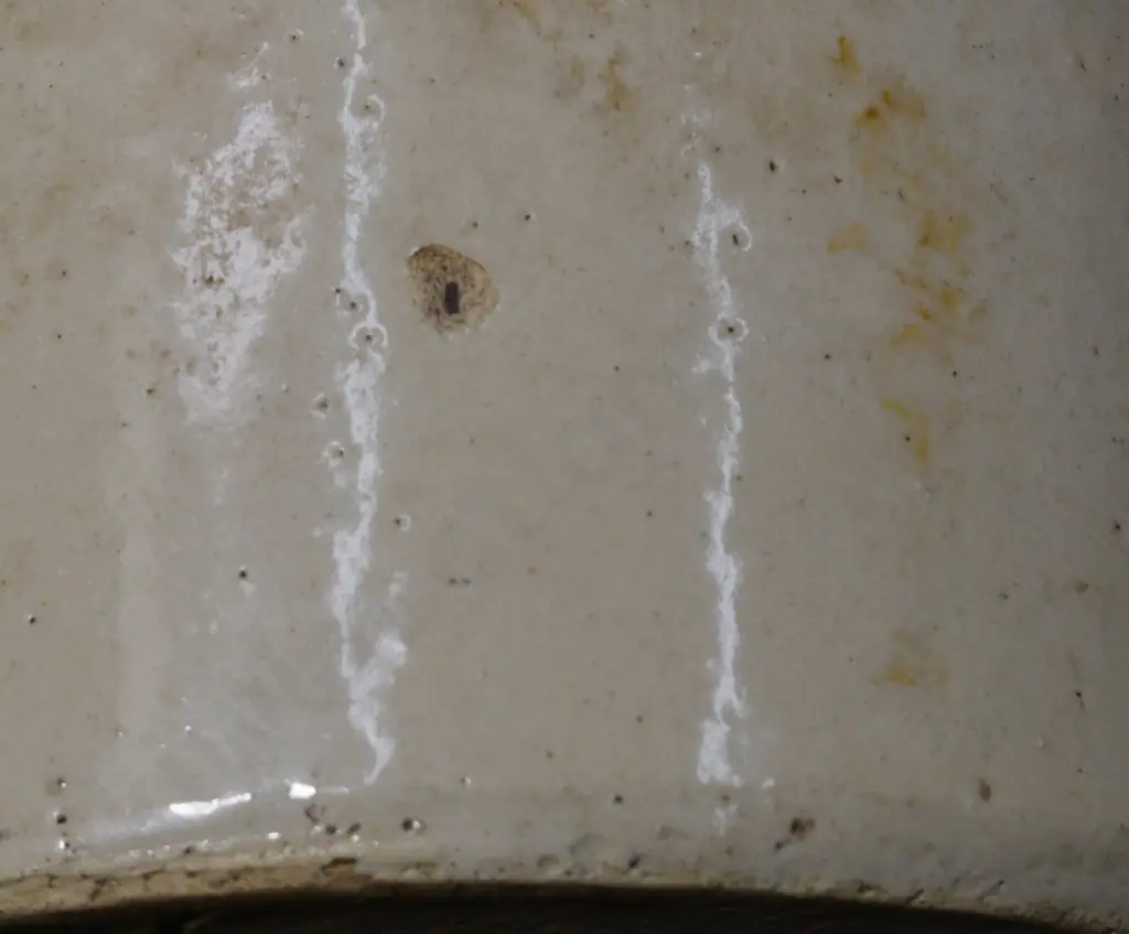 MOFFETT BLUFF & INVERCARGILL STONE JAR Image 1++