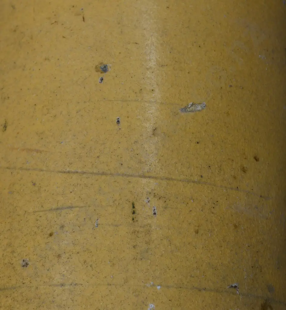 QUILTER MATURA STONE JAR Image 1++